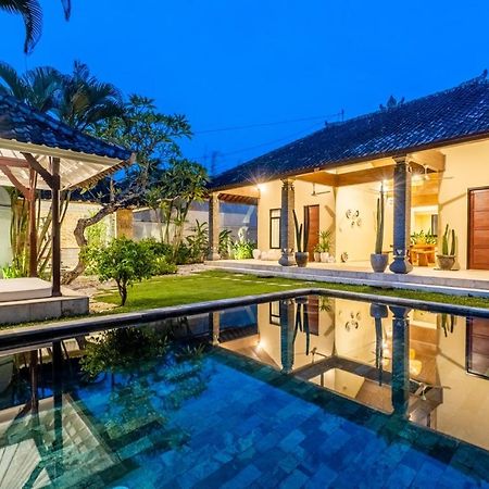 Villa Damai Oasis In The Heart Of Seminyak Luaran gambar