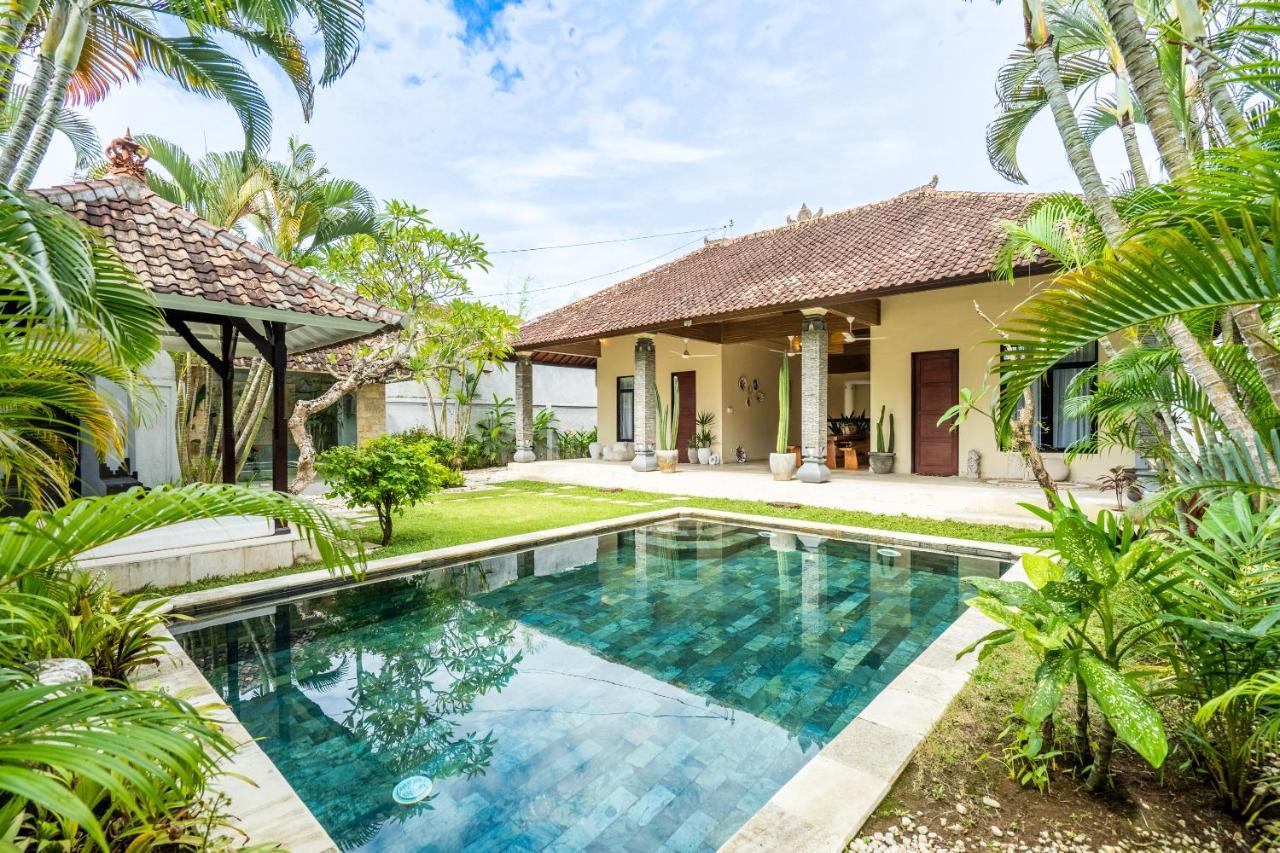 Villa Damai Oasis In The Heart Of Seminyak Luaran gambar