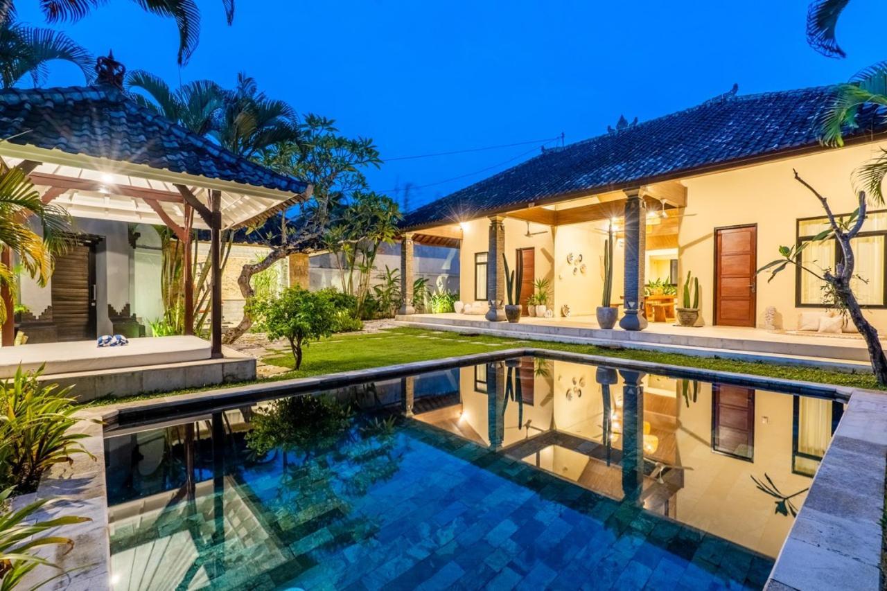 Villa Damai Oasis In The Heart Of Seminyak Luaran gambar